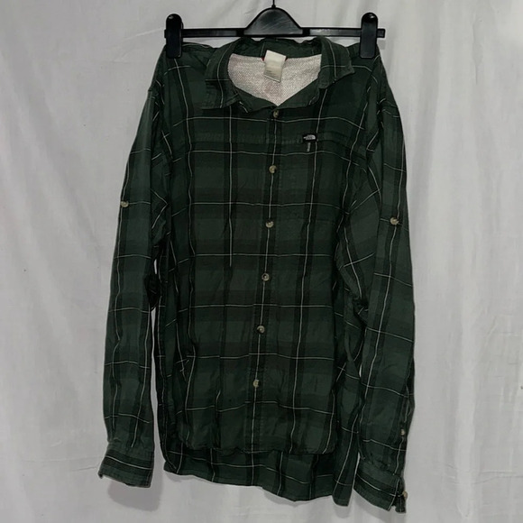 green plaid flannel The North Face long sleeve button up shirt size medium - Picture 1 of 3